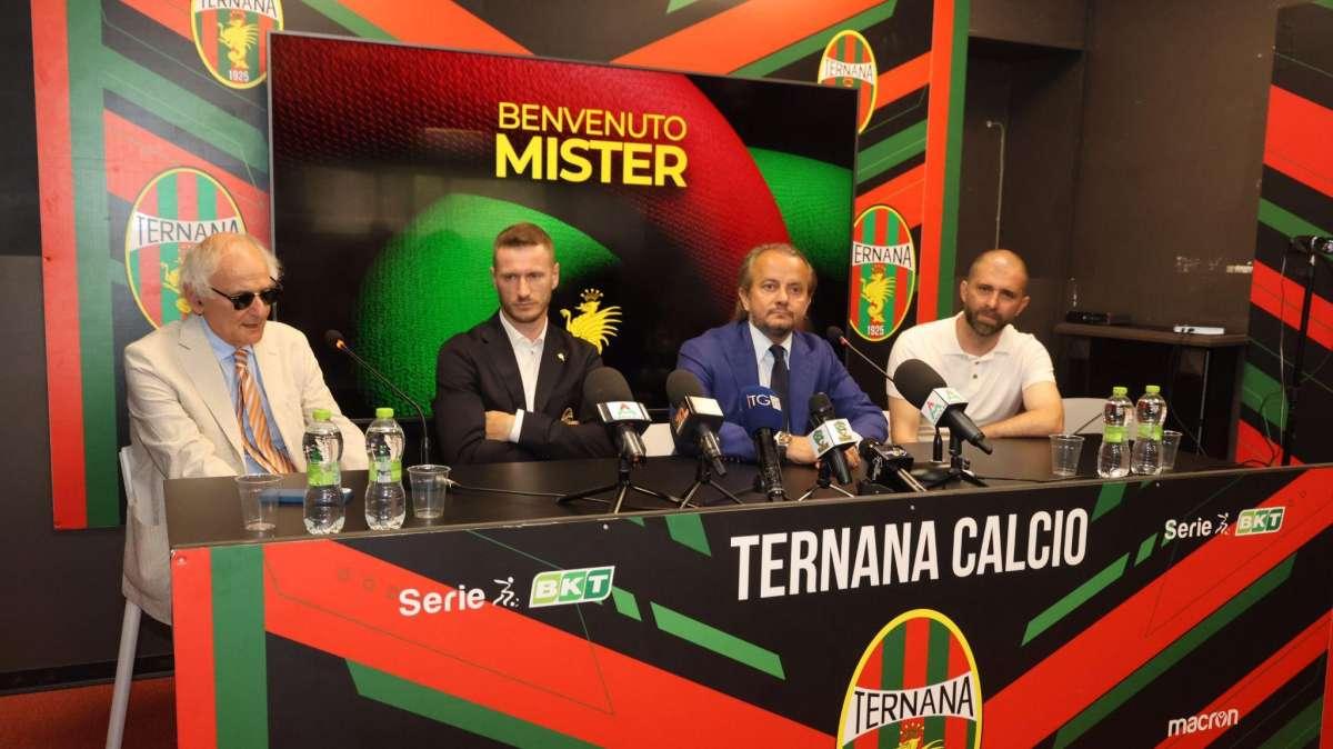 Ternana, tra una settimana si ricomincia ma come?