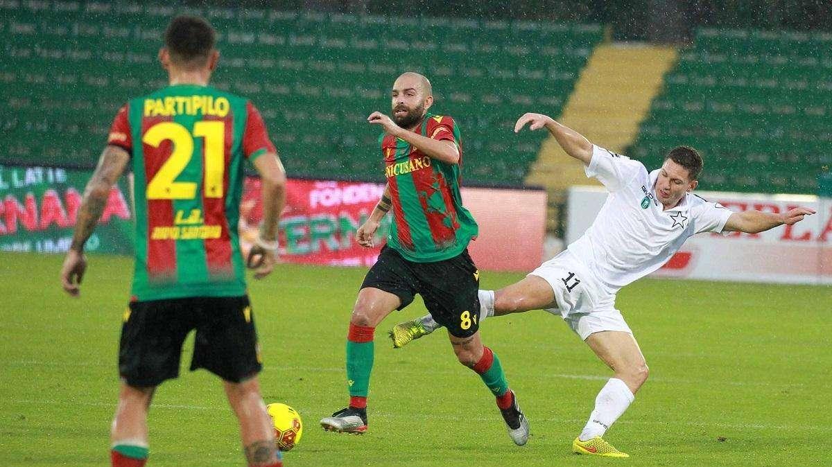 Ternana, Proietti: "A fine gara ho ringraziato Falletti pensavo fosse suo il gol vittoria" - VIDEO