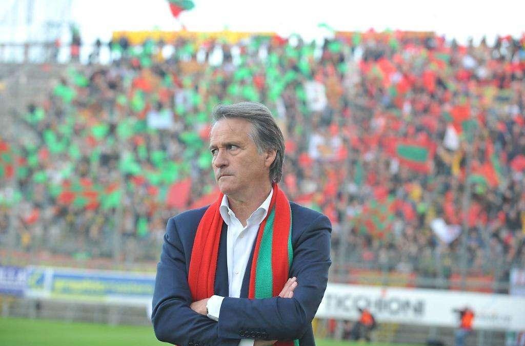 Tesser al CdU: "Vincere per esultare coi tifosi, grande occasione! Varese ostico, conterà la testa. Il modulo..."