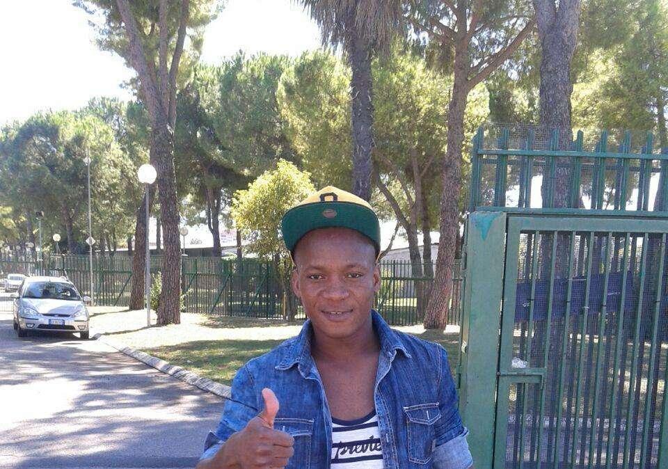 FOTO TN - Il saluto di un sorridente Salif Dianda