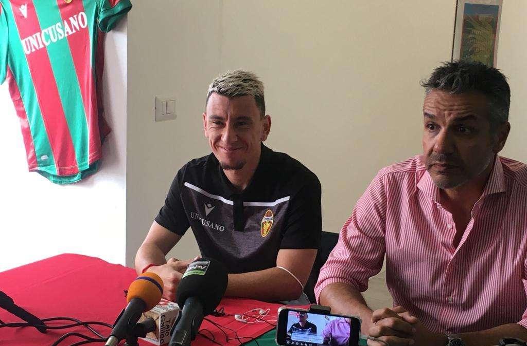 LIVE - La presentazione di Cesar Falletti: "Vogliamo tornare in Serie B"
