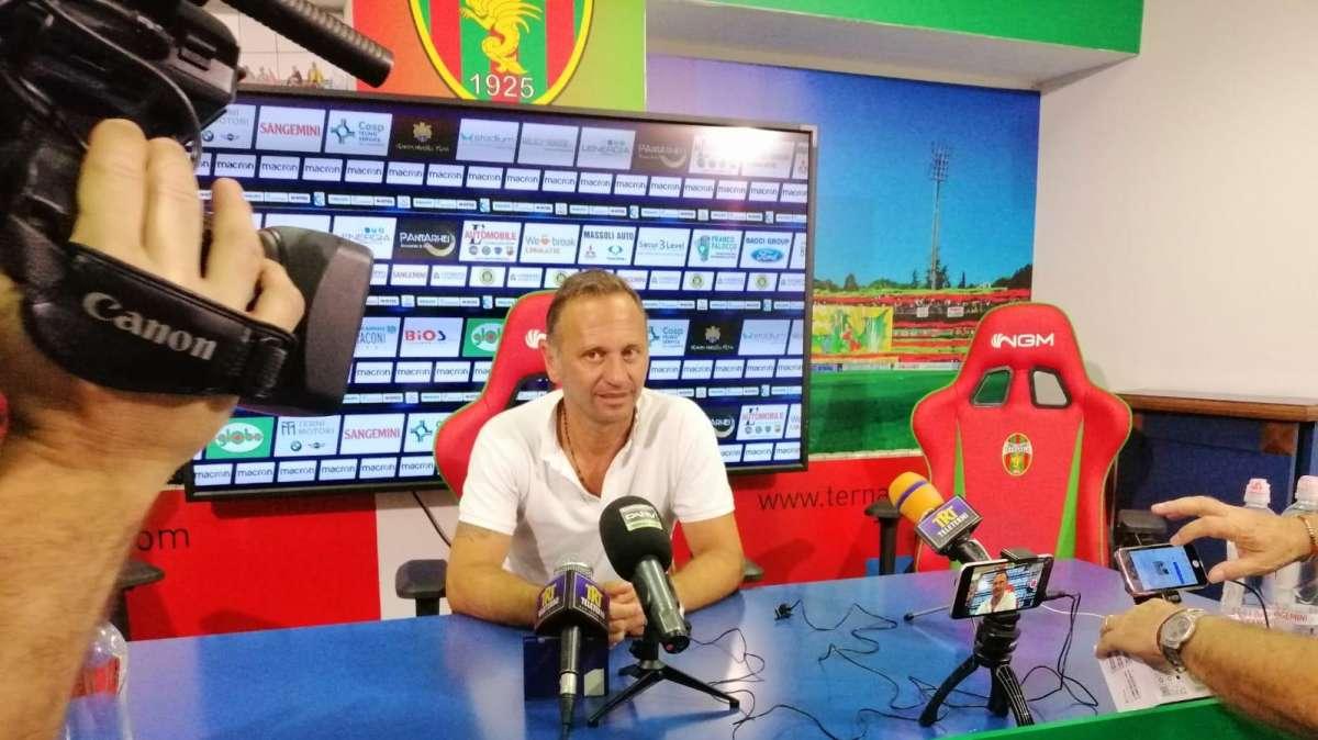 Raduno Ternana - Gallo: "Mi piace avere pressione. Siamo a buon punto"