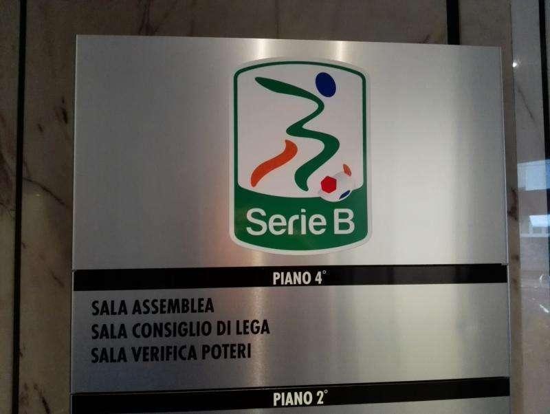 La Lega cerca il suo presidente: il 31 l'assemblea a Milano