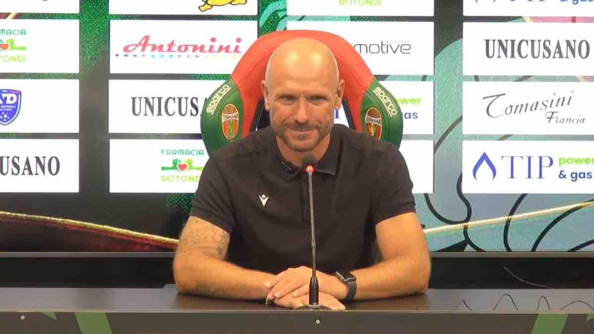 RIVIVI LIVE - Ternana-Aquila Montevarchi, Lisuzzo: "Confronto costruttivo con la Nord"