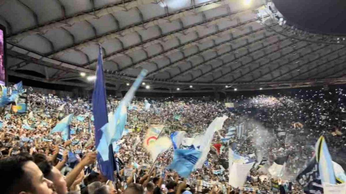 Tifosi della Lazio - TernanaNews.it (Screenshot video YouTube) 