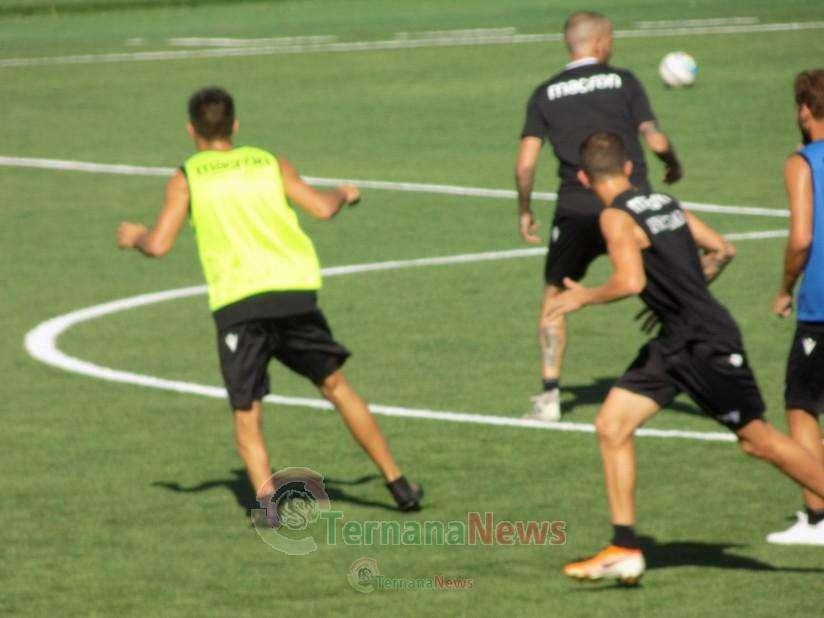 Ternana - In vista del Catania, allenamenti a porte chiuse