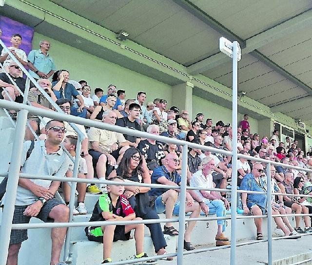 Rassegna Stampa - Messaggero - Ternana, l'abbraccio dei tifosi