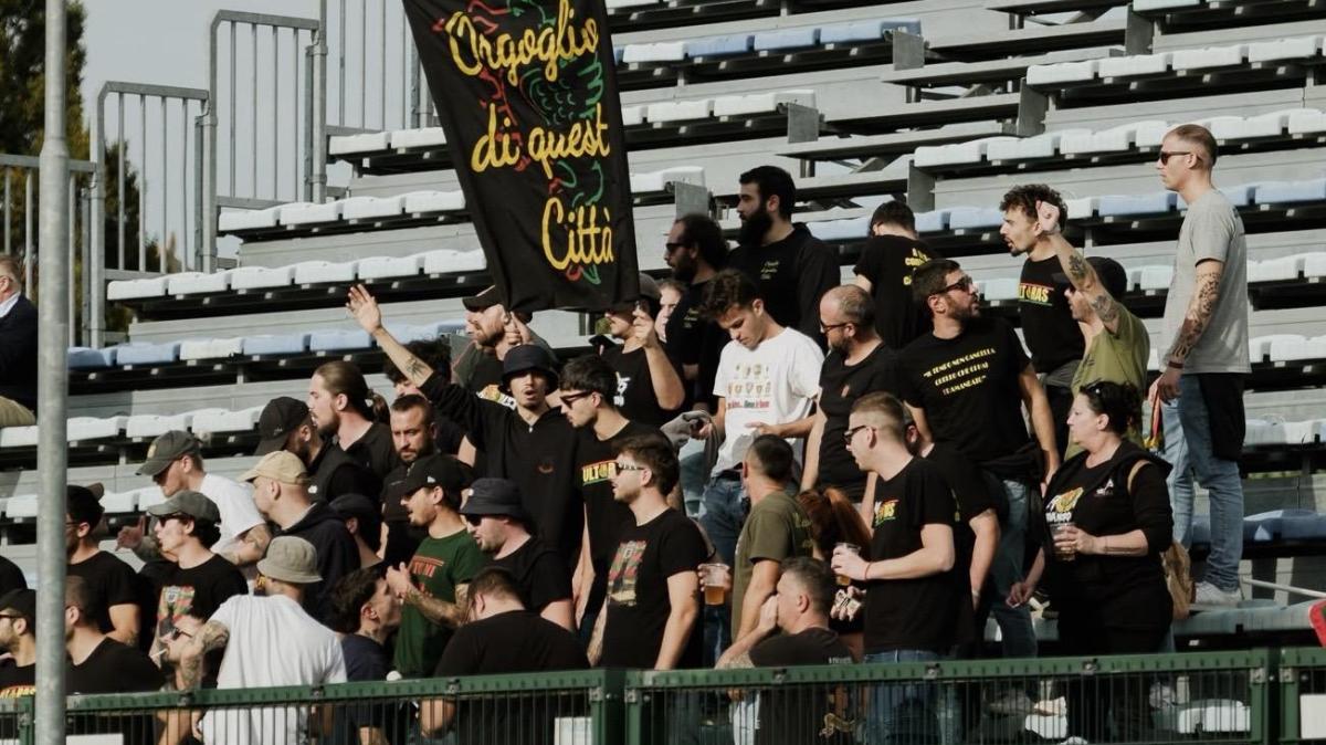 Tifosi Ternana a Prato