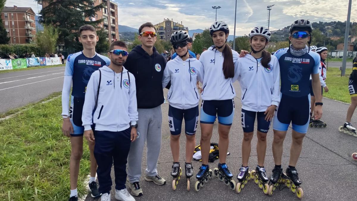 Alessio Rossi e alcuni atleti