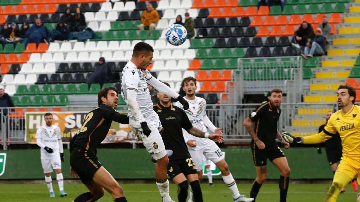 RassegnaStampa - GdS - Venezia, prima gioia in casa E la Ternana perde ancora