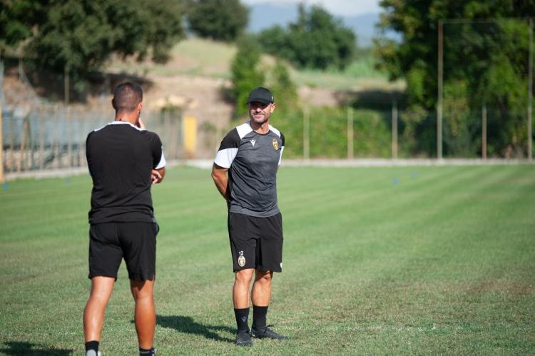 NUOVA TERNANA, LAVORO DIFFERENZIATO PER PETTINARI