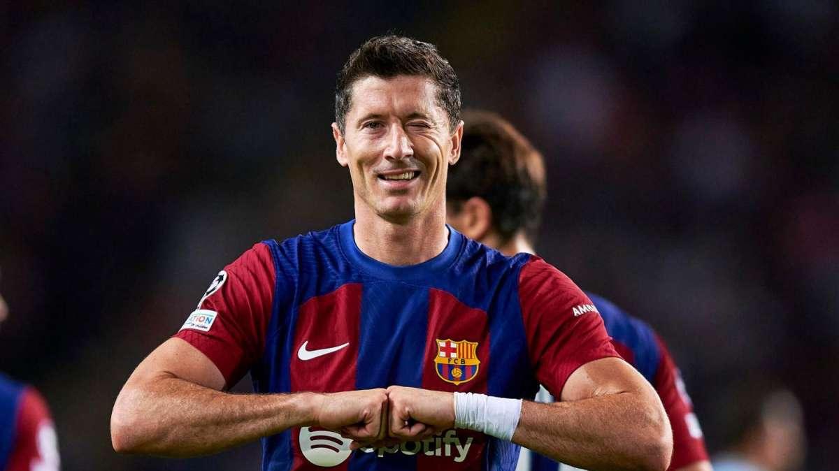 Unzué: "Lewandowski haría mucho más jugando cerca del área"