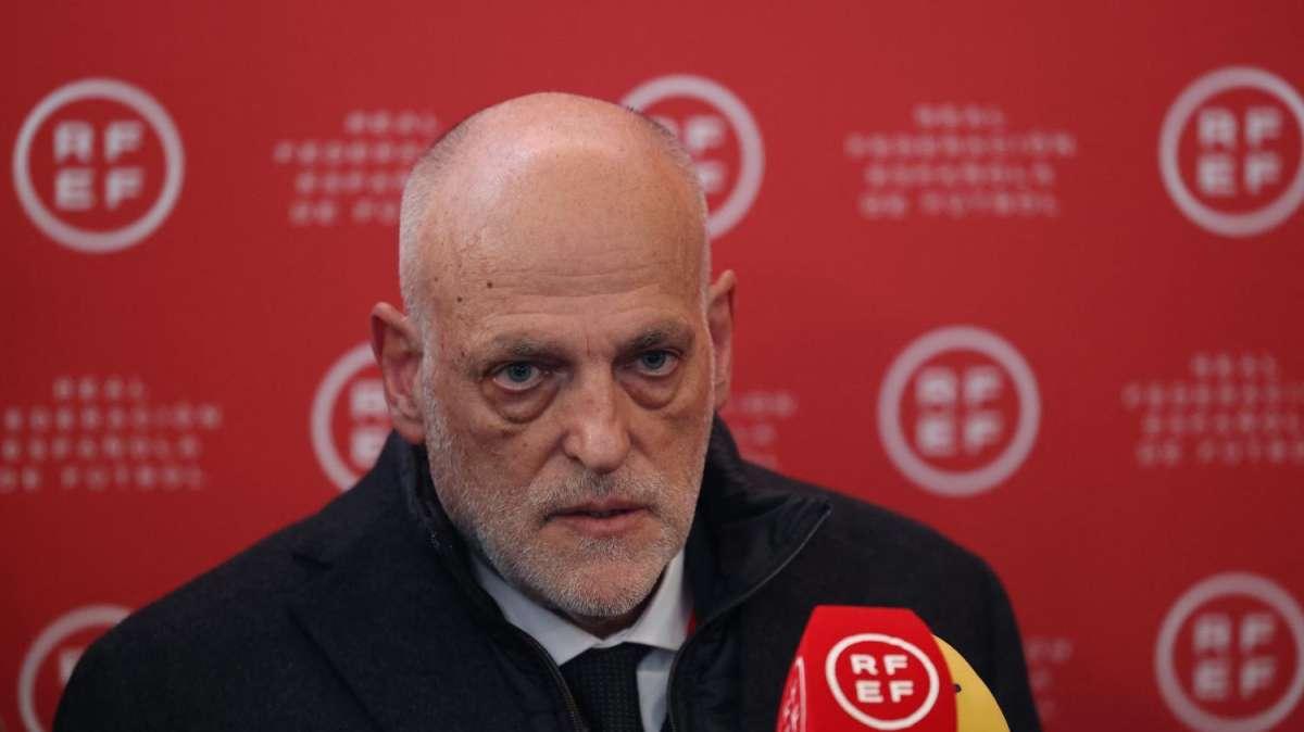 Javier Tebas advierte: “La burbuja de gasto de la Premier League explotará”