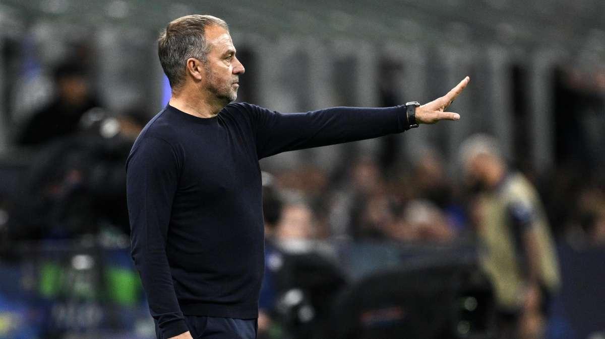 Flick activa el plan de emergencia: así quiere rescatar la defensa del Barça antes de que explote la temporada