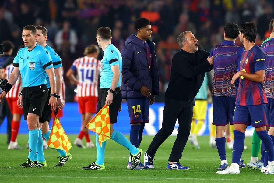 Roja, VAR y un 0-2 que duele: ¿puede el Barça sobrevivir al ‘golpe perfecto’ del Atlético?