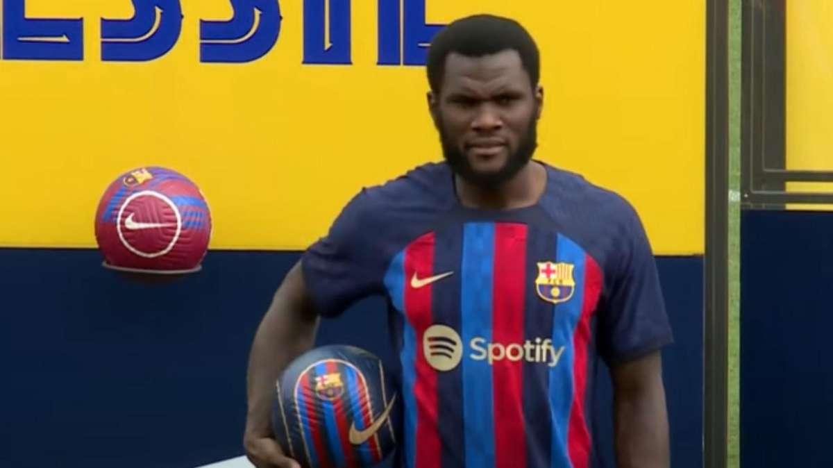 Pedri asombrado por Kessié: "Franck me impresionó mucho, es un jugador muy fuerte"