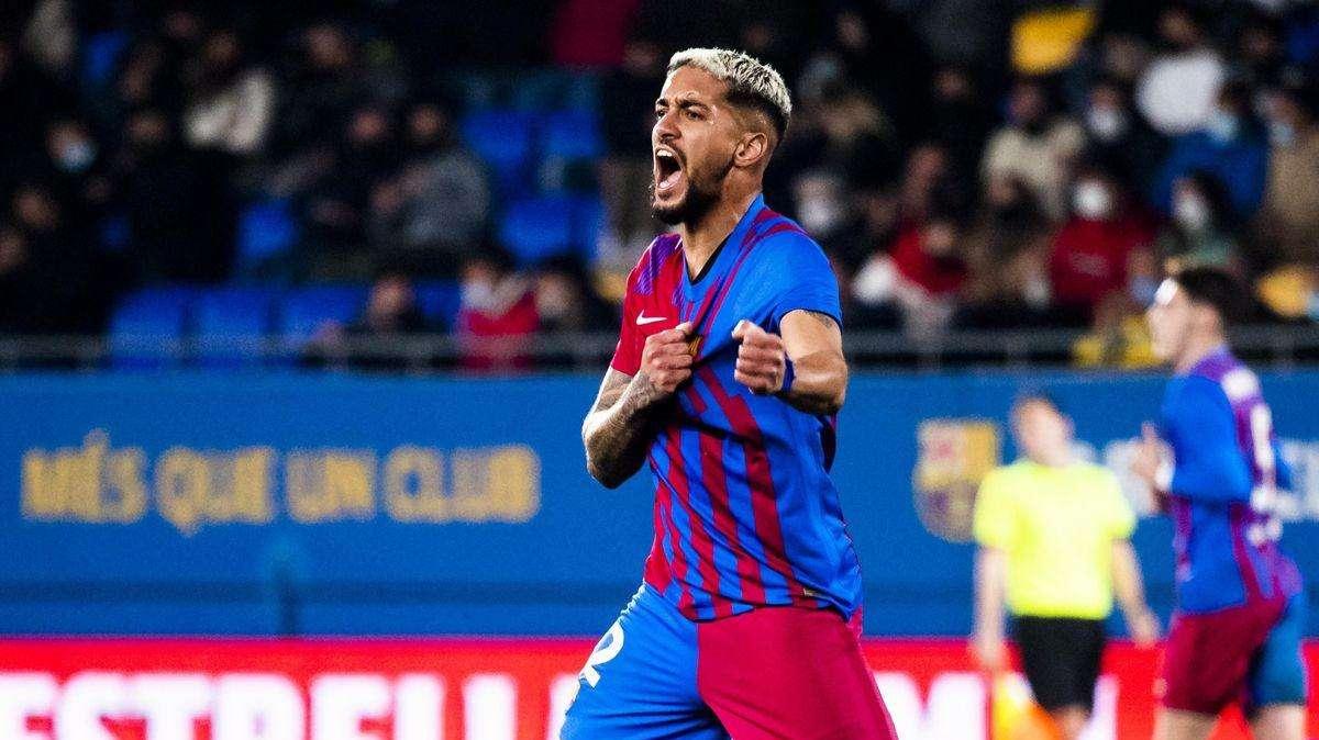 El Barça B reacciona a tiempo y empata el 'miniclasico'