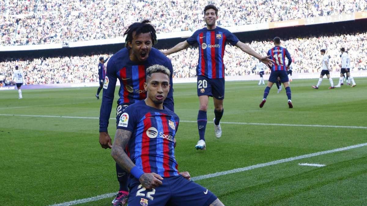 Barça-Valencia, Corona y el posible penalti sobre Fran Pérez: "Kessie no toca el balón"
