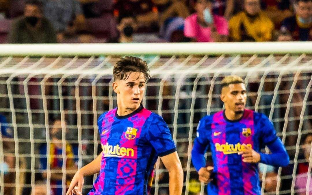 Busquets corona a Gavi: "Puede convertirse en uno de los mejores de su generación"