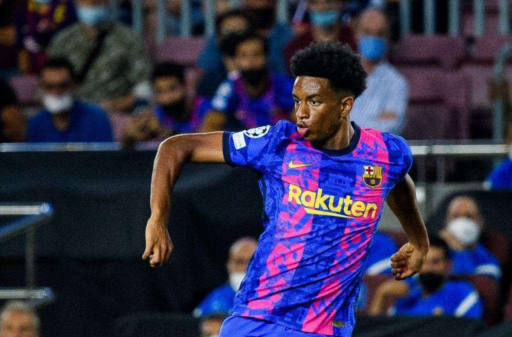 El Barça, no hay prisa por la renovación de Balde
