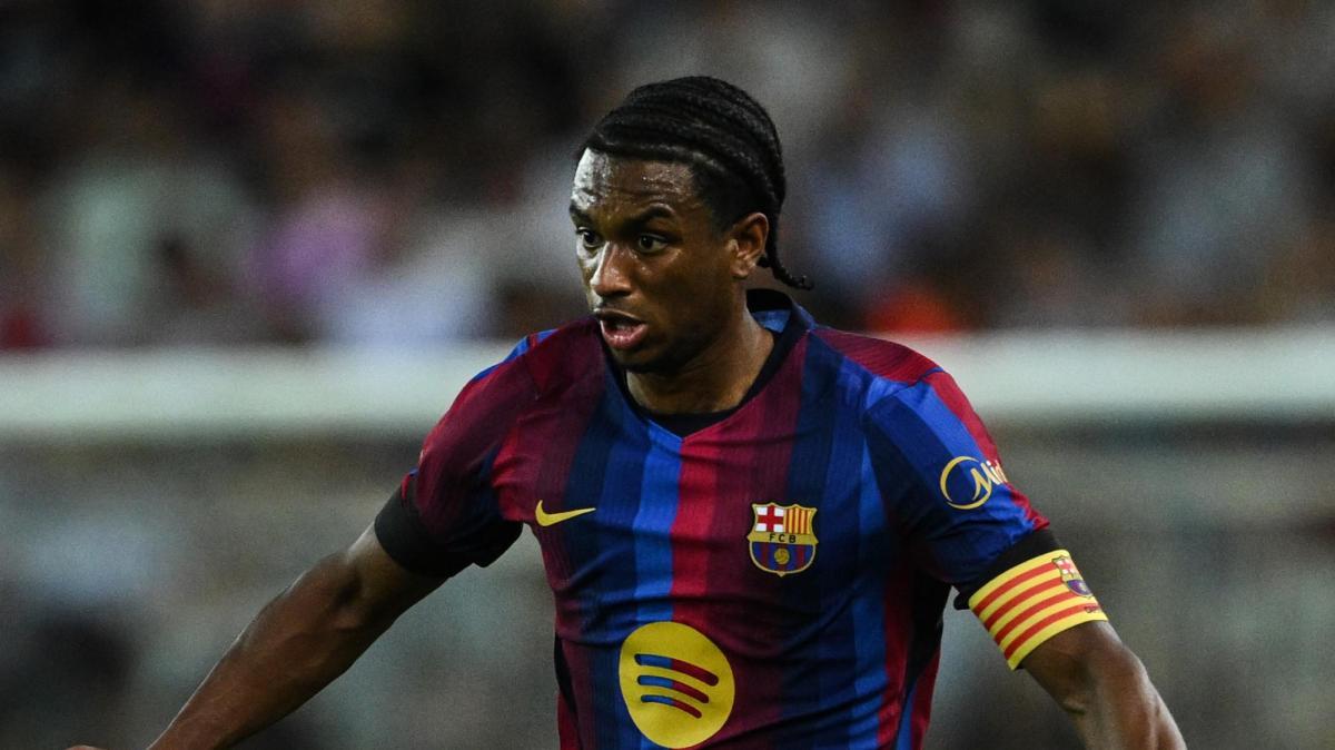 Alejandro Balde pierde peso en el Barça: Flick cambia las jerarquías y el lateral se juega su futuro