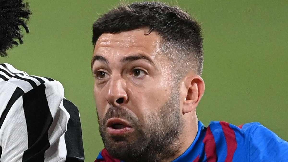 Jordi Alba no entrenó hoy con el grupo