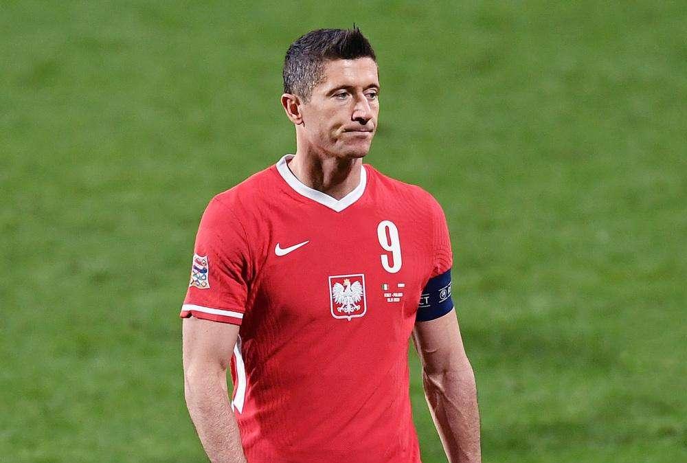 FC Barcelona, Lewandowski no entrena porque no firmó el contrato