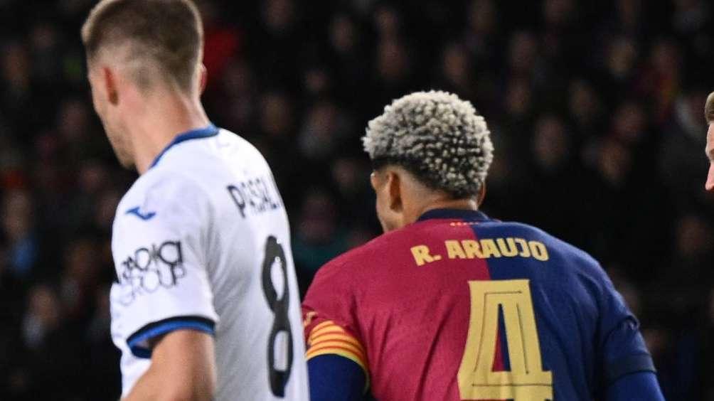 Barça-Atalanta, Araujo: "Queríamos el primer puesto pero no se pudo"