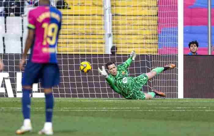 Szczesny sorprende al vestuario del Barça: “La Liga es más importante que la Champions”