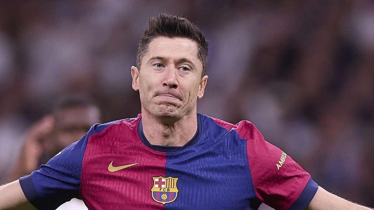 Deco: "Es difícil encontrar un 9 como Lewandowski. Quizás sólo Haaland esté a su nivel"