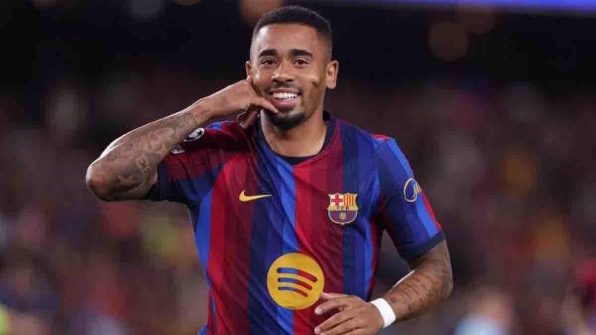Gabriel Jesus marca su primer gol con el Barcelona