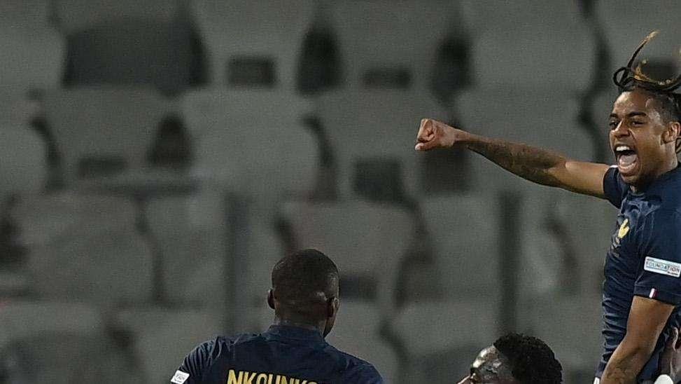 Baldosa para el PSG: lesión de Barcola. Su presencia con el Barcelona está en duda