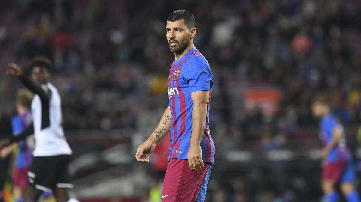 Xavi: "Lo que ha salido de Agüero no es cierto"