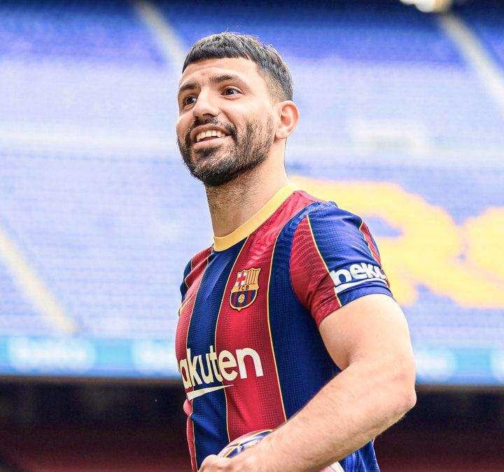 Sergio Agüero puede debutar con el Barça ante la Juventus