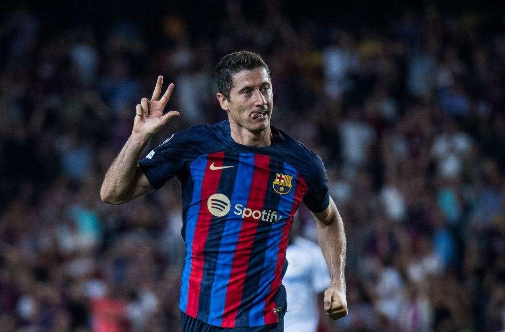 Lewandowski sin límites: primero en marcar un hat-trick en Champions con tres equipos distintos