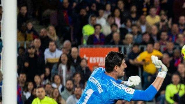 Barça-Real Madrid, Courtois: "Hay que ser honestos, seguiremos peleando pero son cuatro partidos de diferencia"