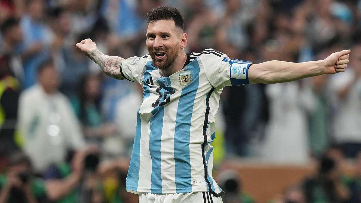 Messi: "Me acuerdo de mi familia y de todos los chicos que pasaron por la Selección"