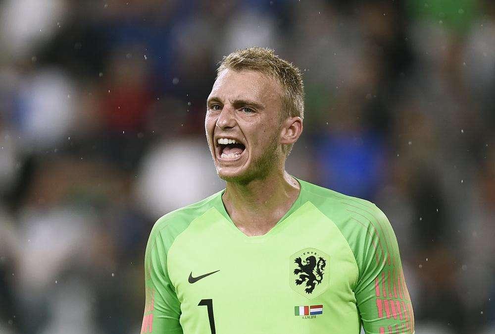 Jasper Cillessen demandado por su exesposa