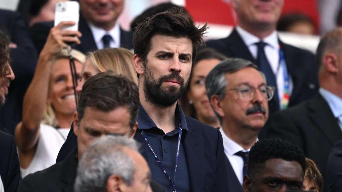 Piqué explota de alegría: el Barça hace historia ante el Espanyol y acaricia LaLiga