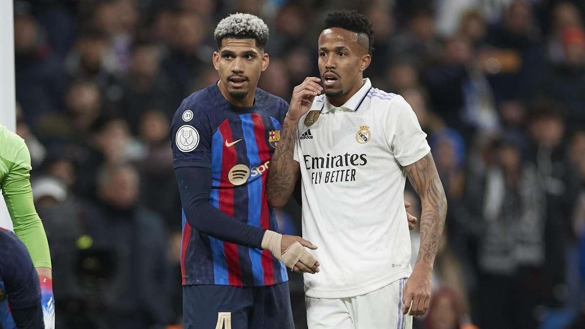 Marca: "La Liga pasa por el Clásico"