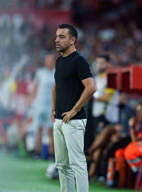 Xavi Hernández: "La clave ante el PSG será ser un equipo"