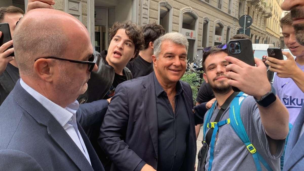 La Porta almorzando con ejecutivos del Inter - FOTO