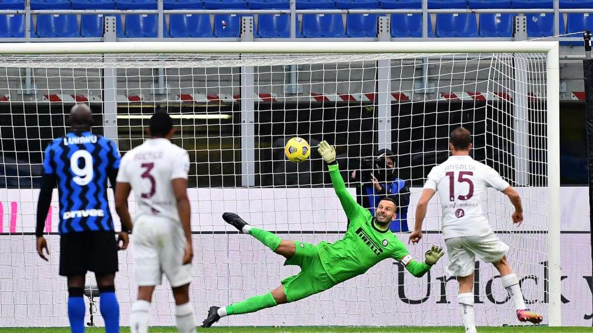 Le pagelle di Inter-Torino: bene Singo, Ansaldi, Zaza e Sirigu incolpevole sui gol. E’ costato caro l’errore di Nkoulou. Deludono Linetty e Bonazzoli