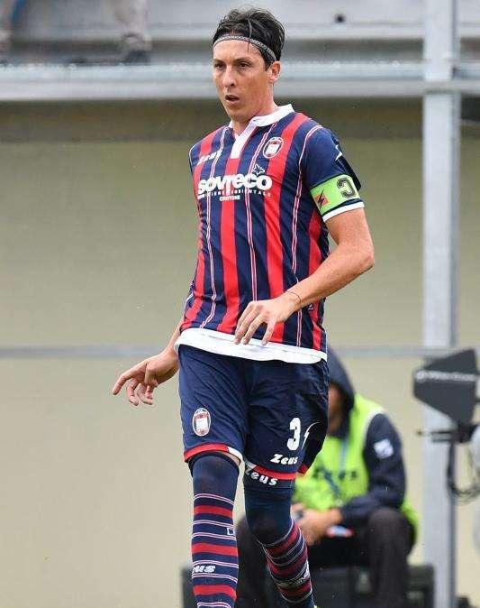 Verso Crotone-Torino: un mese di stop per Claiton, spazio a Ceccherini
