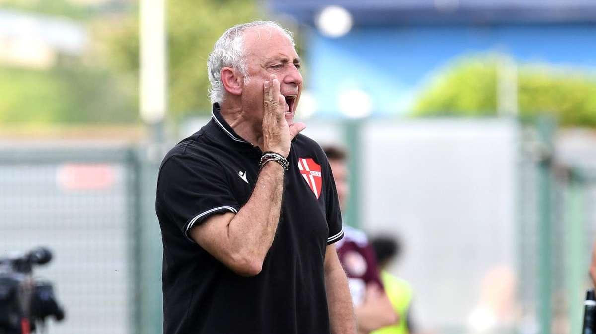 Nuova panchina per Andrea Mandorlini, ripartirà dall'estero