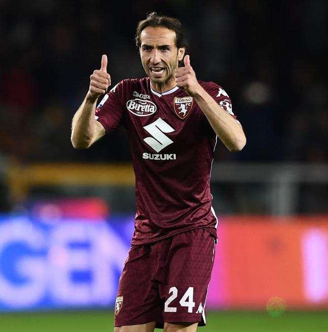 Moretti, le prime parole da ex calciatore: "Un grazie a tutti, oggi mi tremavano le gambe come un esordiente"