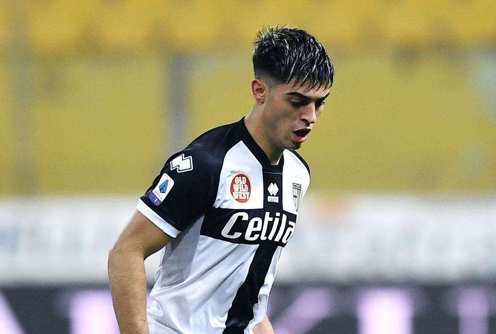 Coppa Italia, il Parma batte il Cosenza e vola agli ottavi contro la Lazio 