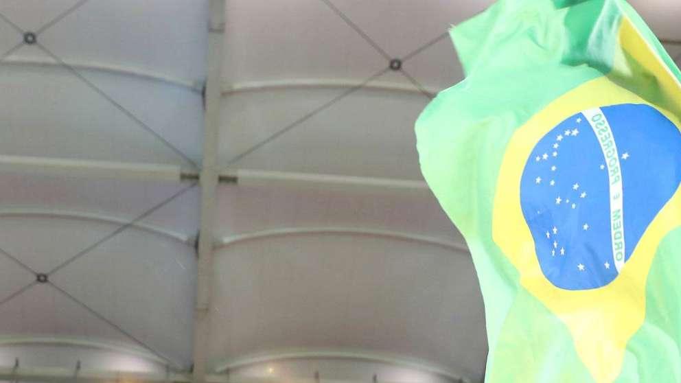 Brasile, paura per il Bahia. Ordigno esplode all'interno del bus della squadra: due giocatori feriti