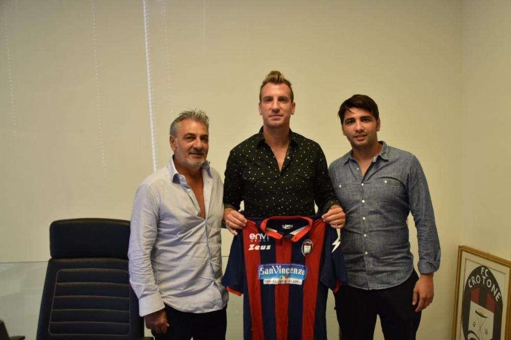Multato l'ex attaccante granata Maxi Lopez