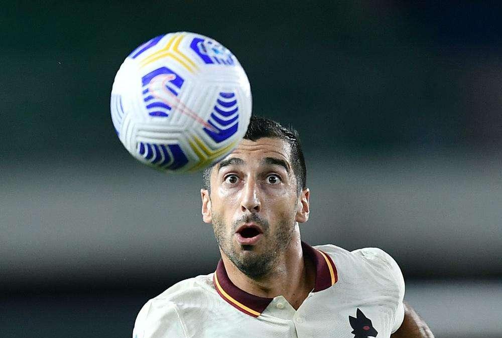 Inter e Atalanta non si fanno male, Mkhitaryan ne fa tre al Genoa